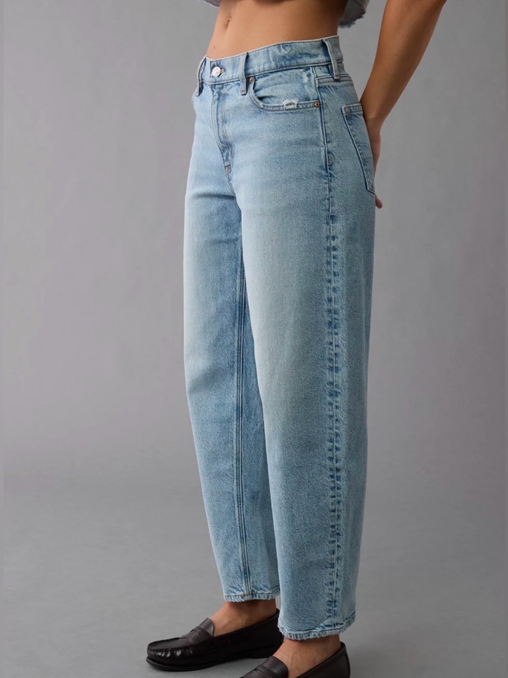 American Eagle Outfitters Barrel Leg Jeans size 0